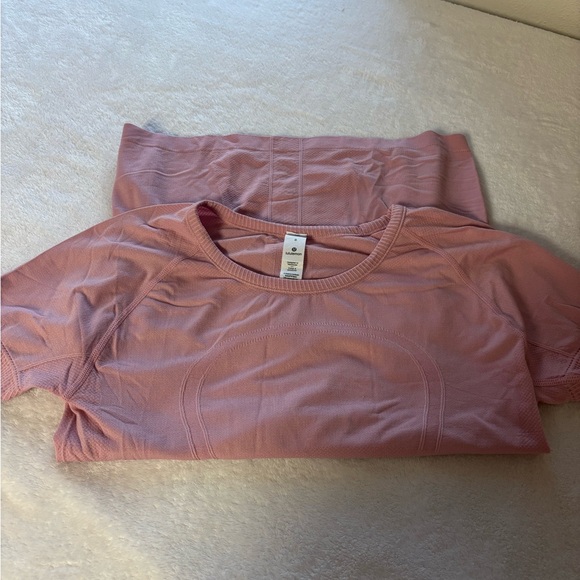 Dusty Pink Lululemon Swifty Tech Top - Picture 1 of 3